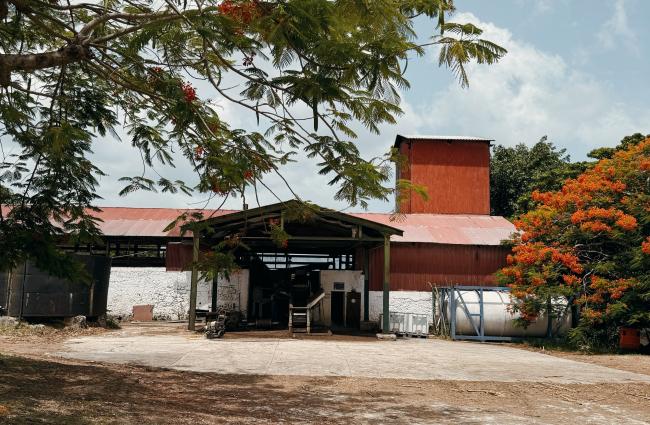 DISTILLERIE PÈRE LABAT