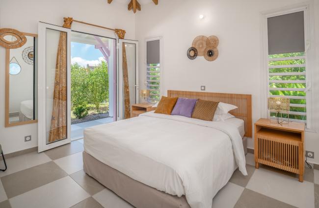 LES ESSENCES DE MENARD